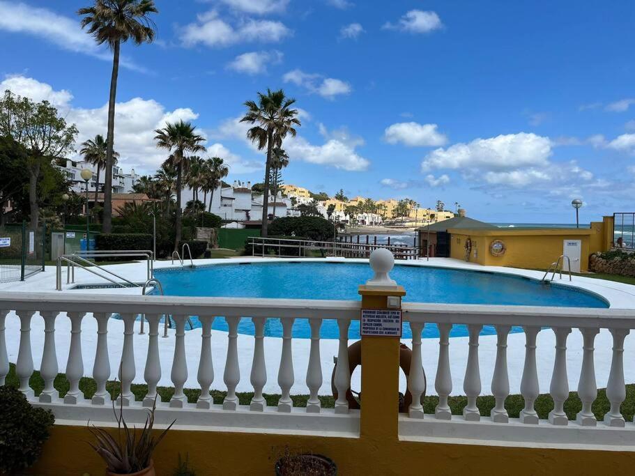 Appartement Aan Boulevard En Zwembad Sitio de Calahonda Buitenkant foto