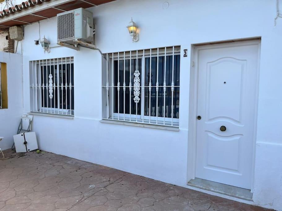 Appartement Aan Boulevard En Zwembad Sitio de Calahonda Buitenkant foto